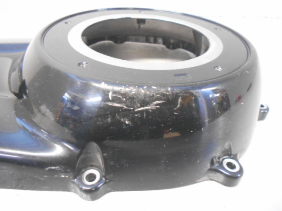 Baksidan på Transmissionskåpa från en H-D Street Glide FLHX -2018 motorcykel.