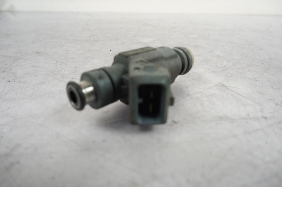 Höger sida på Spridare från en BMW R 850 R -2004 motorcykel.