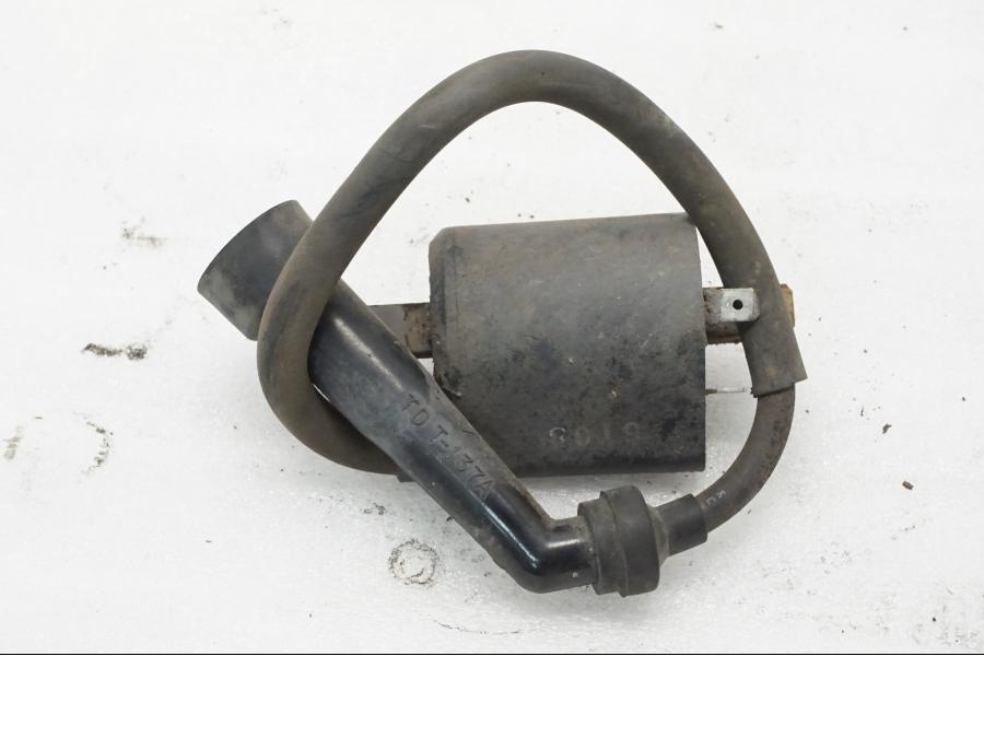 Framsidan på Tändspole från en Yamaha XV 535 -1996 motorcykel.