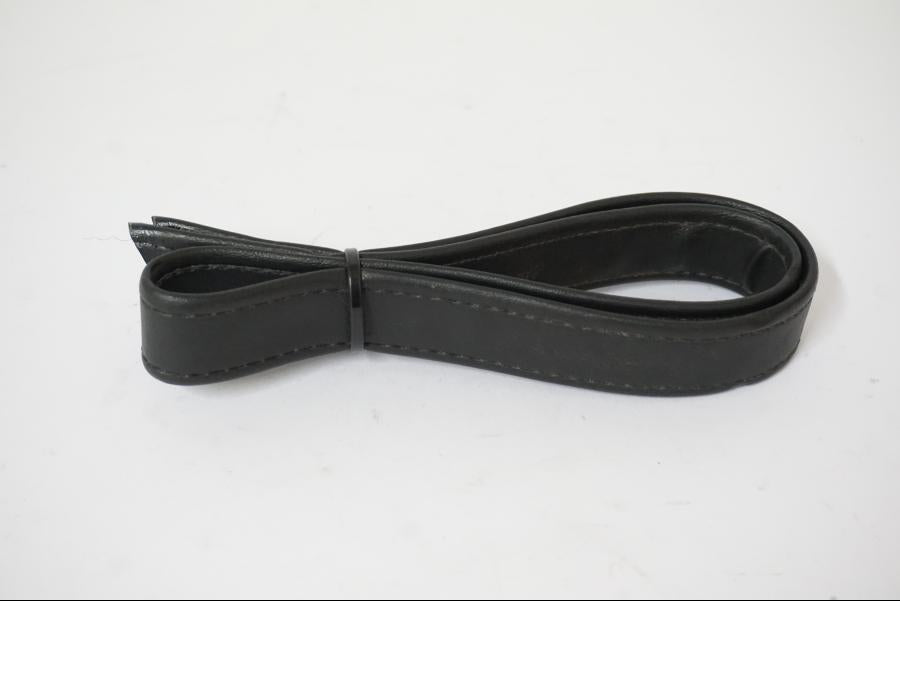 Baksidan på Sadelrem från en H-D Street Rod -2005 motorcykel.