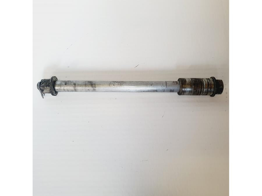 Framsidan på Axel från en H-D Sportster 1200 XL1200C -1998 motorcykel.