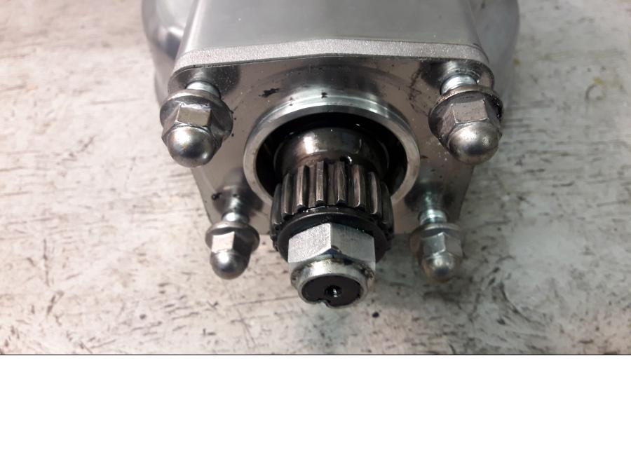 Baksidan på Slutväxel från en Suzuki VZ 1600 -2005 motorcykel.