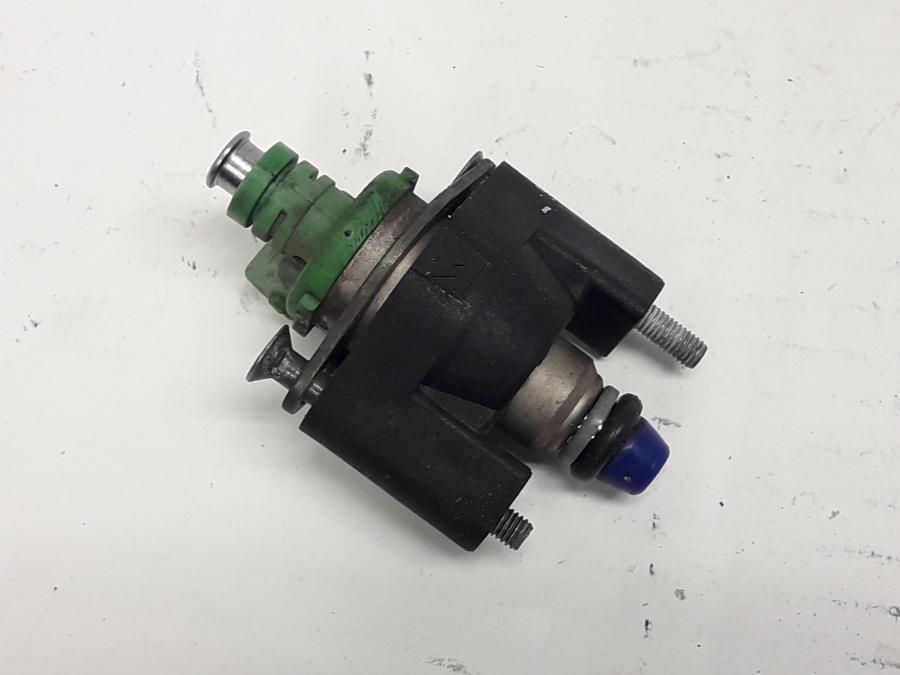 Framsidan på Spridare från en Ducati 750 SS -2000 motorcykel.