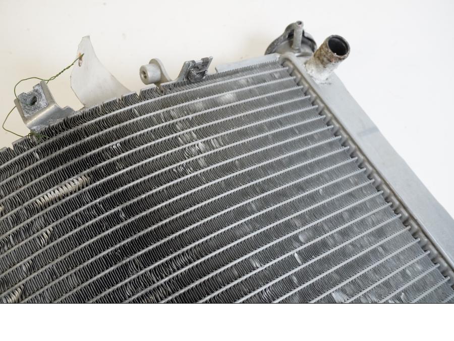 Extrabild1 på Vattenkyl från en Kawasaki ZXR 400 -1993 motorcykel.