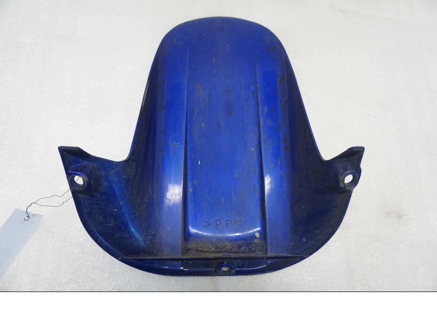 Snett uppifrån på Svingskärm från en Yamaha YZF 1000 R1 -2001 motorcykel.