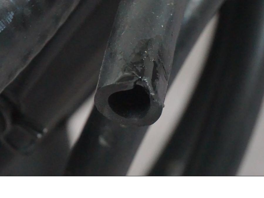 Extrabild1 på Vattenkyl Slang Set från en Ducati Multistrada V4 -2024 motorcykel.