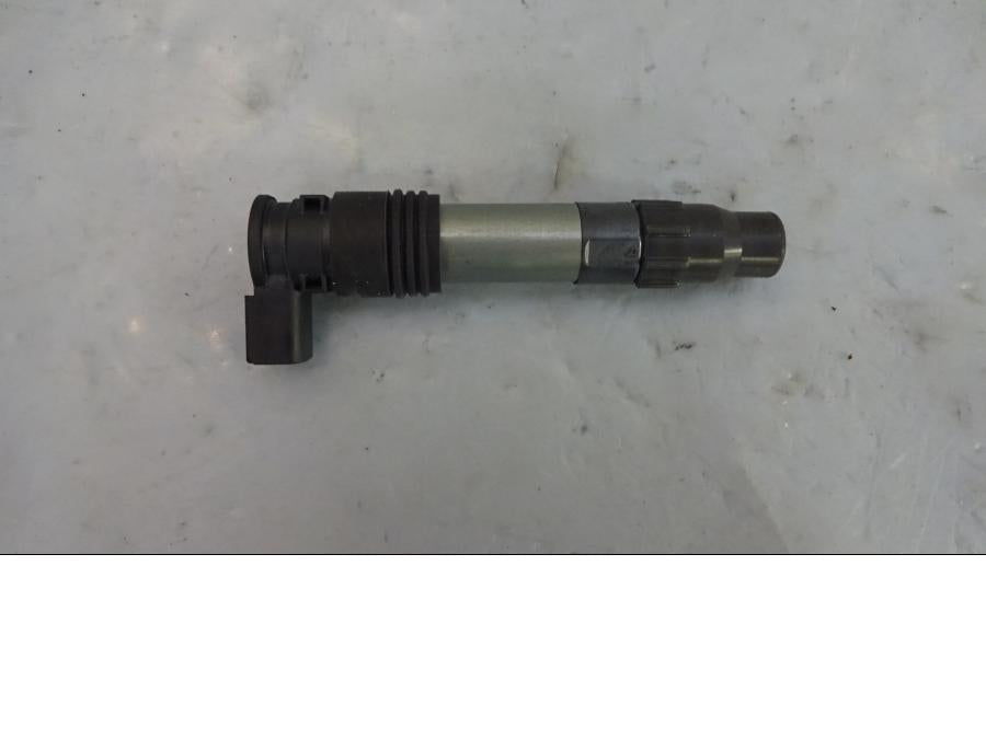 Framsidan på Tändspole från en Kawasaki Z 1000 -2018 motorcykel.