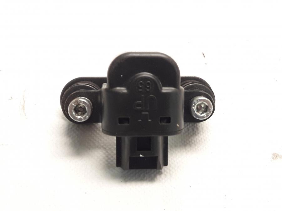 Framsidan på Tilt Sensor från en Kawasaki Z 800 -2015 motorcykel.