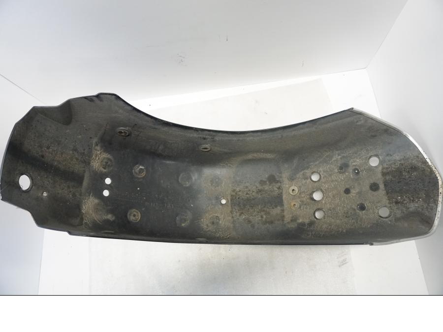 Snett uppifrån på Bakskärm från en Suzuki VL 800 -2004 motorcykel.