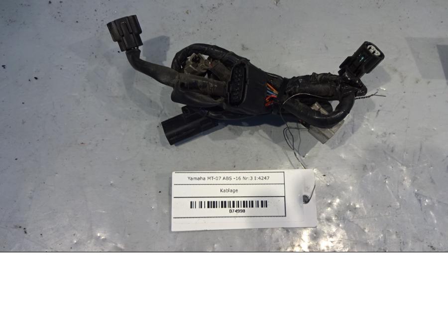 Framsidan på Kablage från en Yamaha MT-07 -2016 motorcykel.