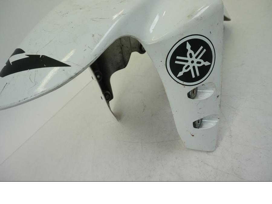 Extrabild6 på Framskärm från en Yamaha YZF 1000 R1 -2004 motorcykel.