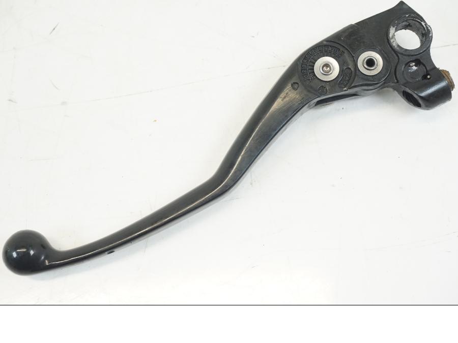 Vänster sida på Kopplingsgrepp från en Ducati Hyperstrada -2013 motorcykel.