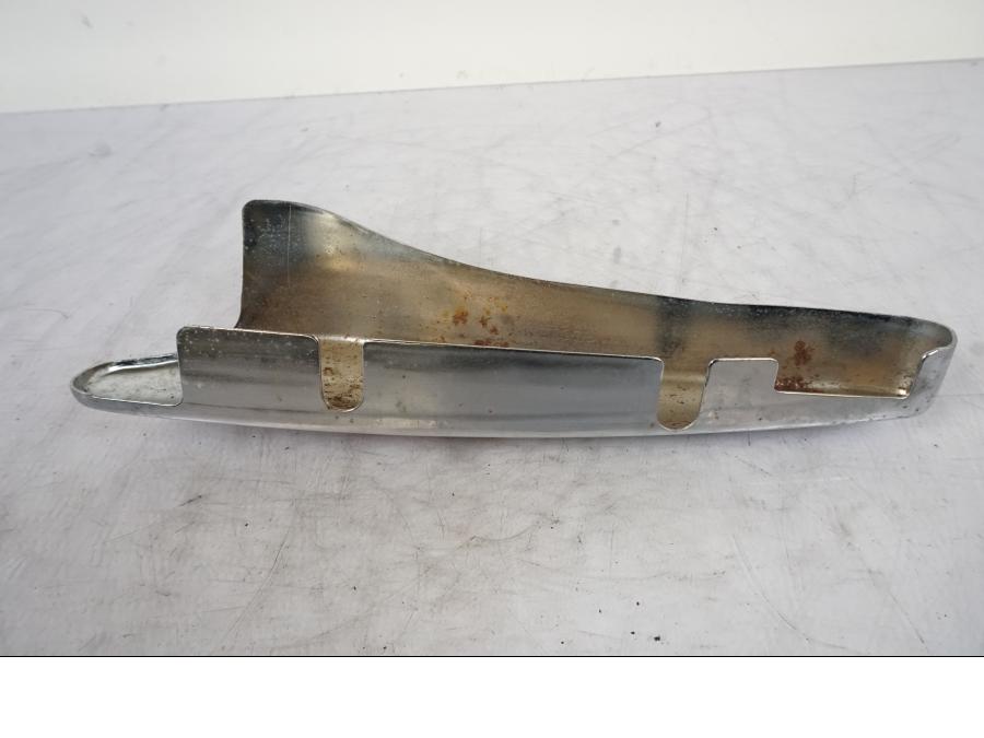 Extrabild1 på Bakskärmstag från en Kawasaki VN 1500 -2003 motorcykel.