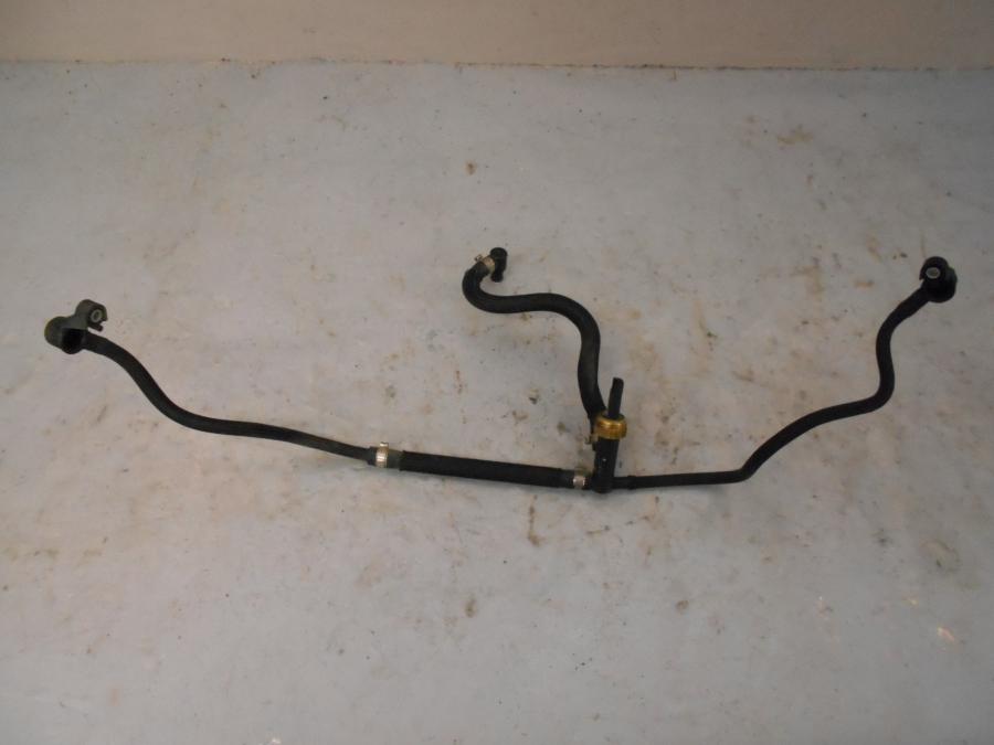 Framsidan på Bensinledning från en BMW R 1200 GSA -2018 motorcykel.