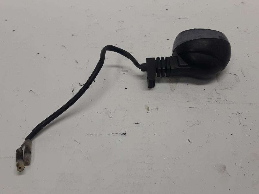 Baksidan pÄ Blinkers frÄn en Triumph Tiger -1999 motorcykel.