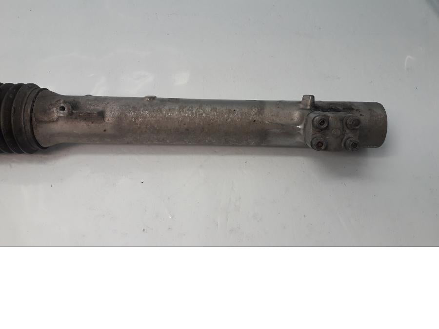 Baksidan på Gaffelben från en Honda XL 600 V -1994 motorcykel.