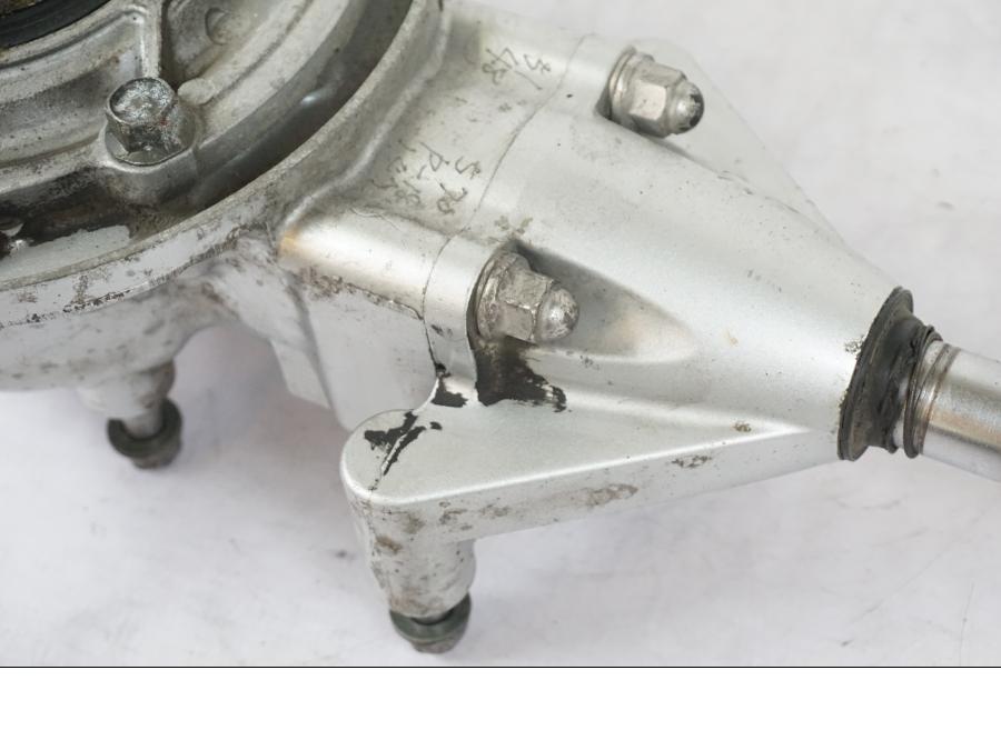 Extrabild6 på Slutväxel från en Yamaha XVS 1100 -2000 motorcykel.