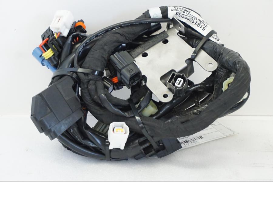 Baksidan på Kabelstam från en KTM 1290 Super Adventure R -2021 motorcykel.