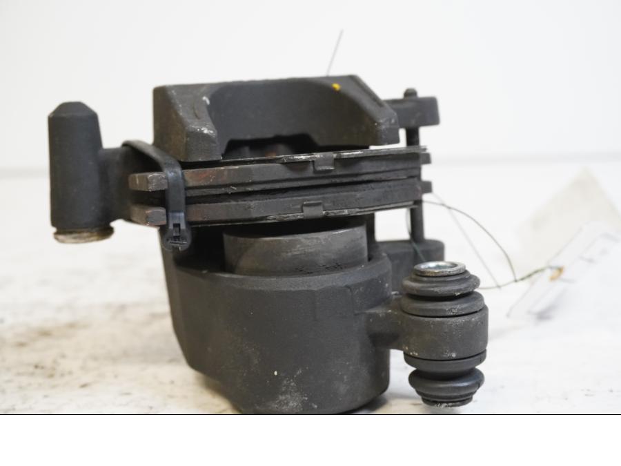 Höger sida på Bromsok från en Suzuki GSX-R 1000 -2007 motorcykel.