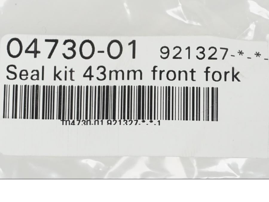 Snett uppifrån på Gaffelben Öhlins från en Ducati Panigale V4S -2022 motorcykel.