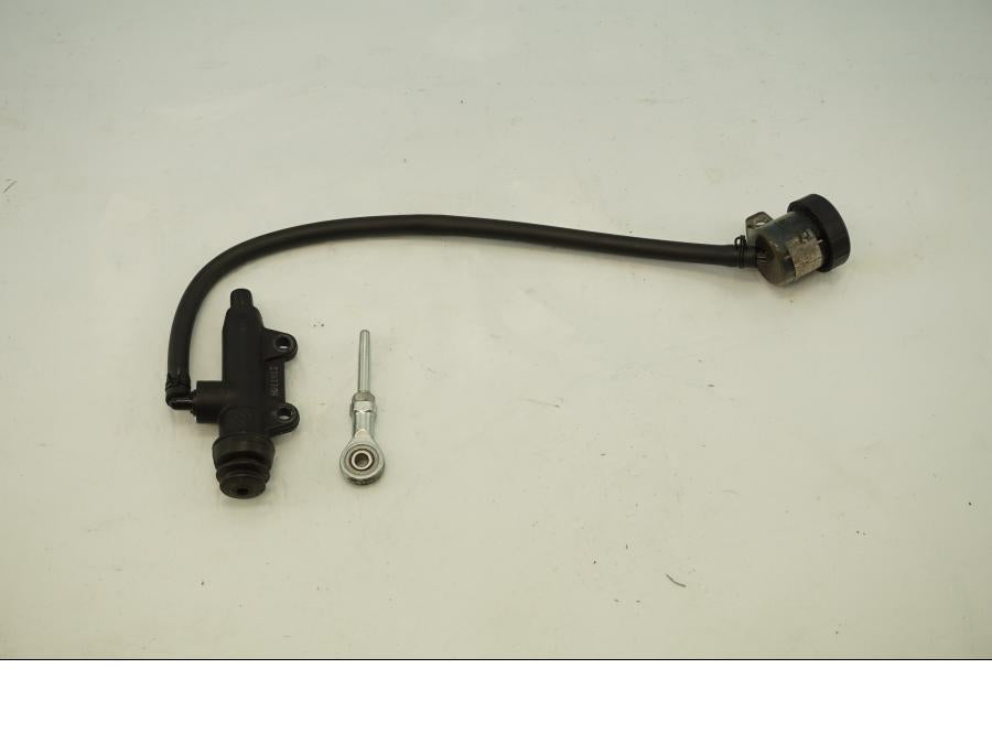 Framsidan på Bromshuvudcylinder från en Husqvarna Vitpilen 701 -2018 motorcykel.