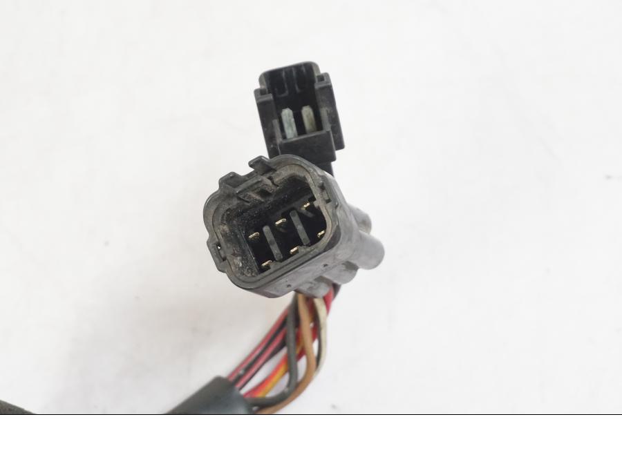 Extrabild2 på Styrelreglage från en Kawasaki ZX-10R -2008 motorcykel.