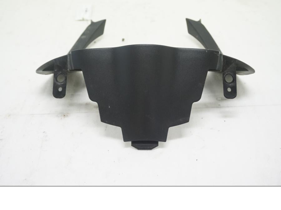 Baksidan på Toppkåpsinsida från en Kawasaki Versys 650 -2008 motorcykel.