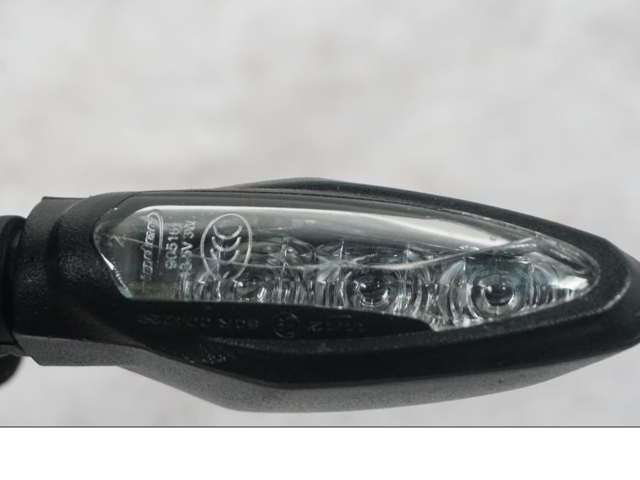 Extrabild4 på Blinkers LED från en KTM 1290 Super Duke R -2022 motorcykel.