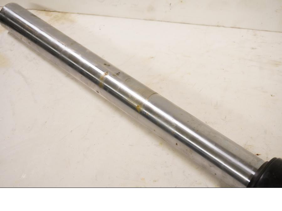 Vänster sida på Gaffelben från en Kawasaki GPZ 600 R -1994 motorcykel.