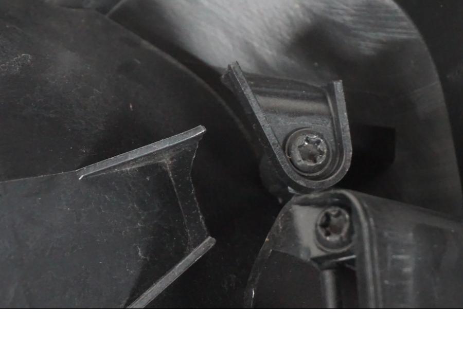 Extrabild6 på Sidkåpa innerplast från en Ducati Multistrada V4 -2024 motorcykel.