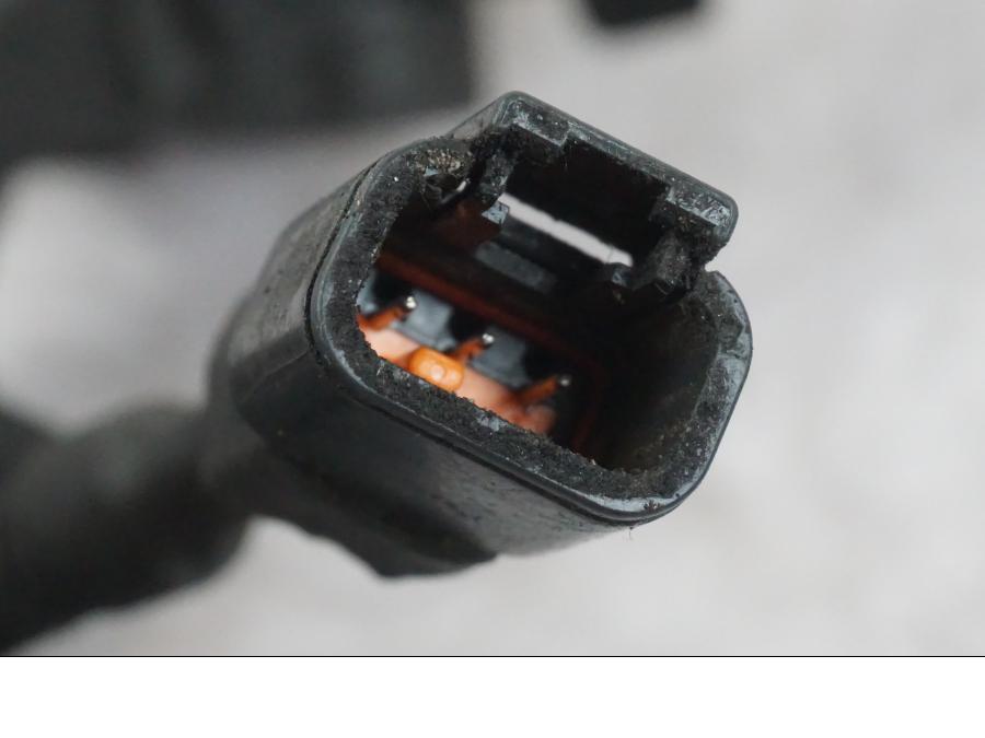 Extrabild3 på Sidostödsbrytare från en Buell 1125 R -2008 motorcykel.