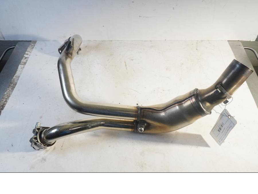 Vänster sida på Mellanrör från en Triumph Speed Triple -2011 motorcykel.