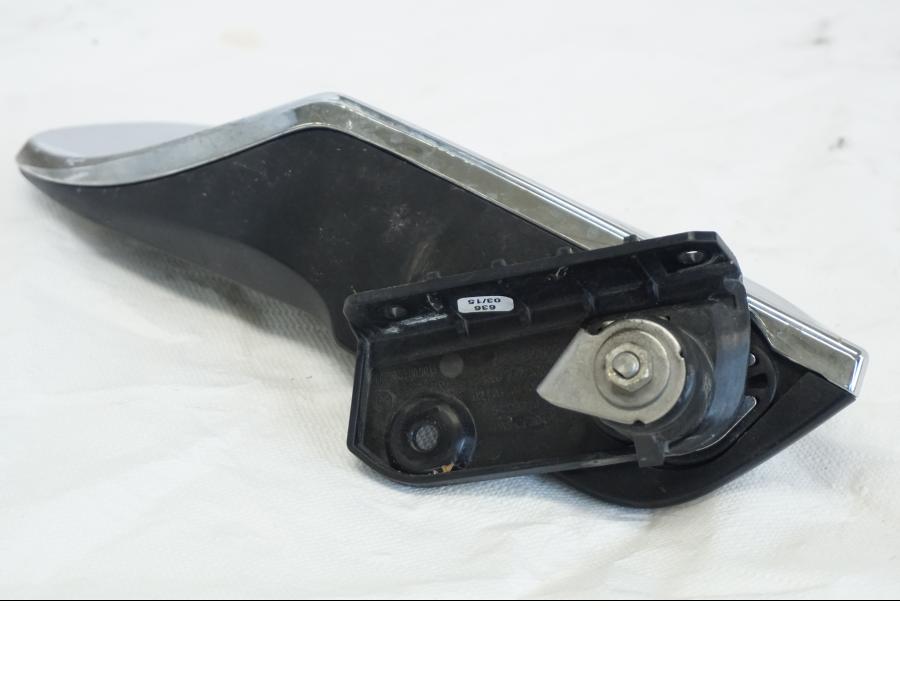 Vänster sida på Vindavvisare från en BMW K 1600 -2015 motorcykel.