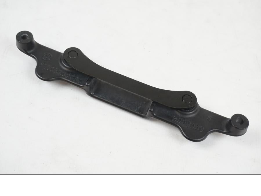 Höger sida på Bensintankfäste från en KTM 1290 Super Duke R EVO -2023 motorcykel.