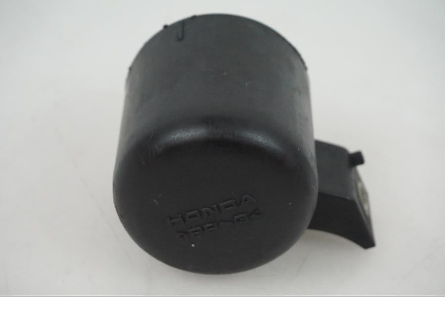 Snett uppifrån på Fuel Evap System från en Honda CBR 1000 -2005 motorcykel.