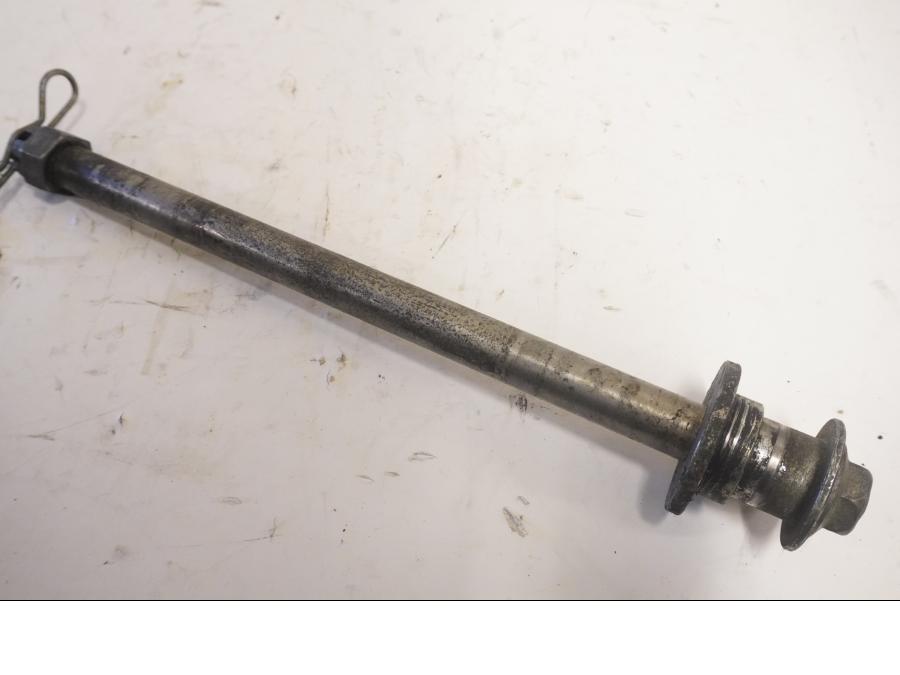 Framsidan på Axel från en Kawasaki ZXR 750 -1989 motorcykel.