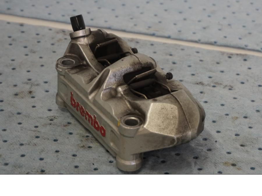 Extrabild1 pÄ Bromsok frÄn en KTM 690 Duke -2008 motorcykel.