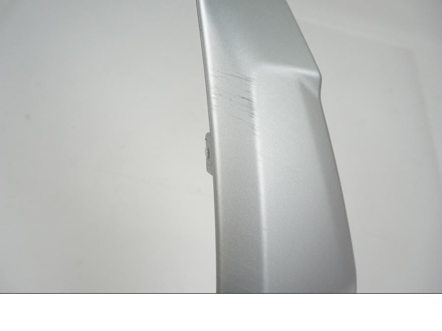 Extrabild4 på Vattenkylkåpa från en Ducati Streetfighter V2 -2023 motorcykel.