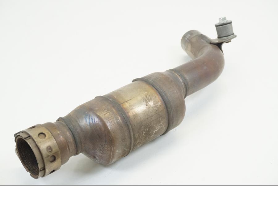 Vänster sida på Mellanrör från en Yamaha FZ-6 -2007 motorcykel.