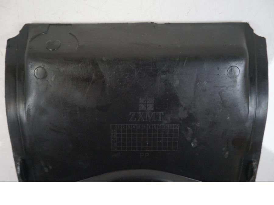 Extrabild2 på Bakvinge från en Aprilia RS 125 -2008 motorcykel.