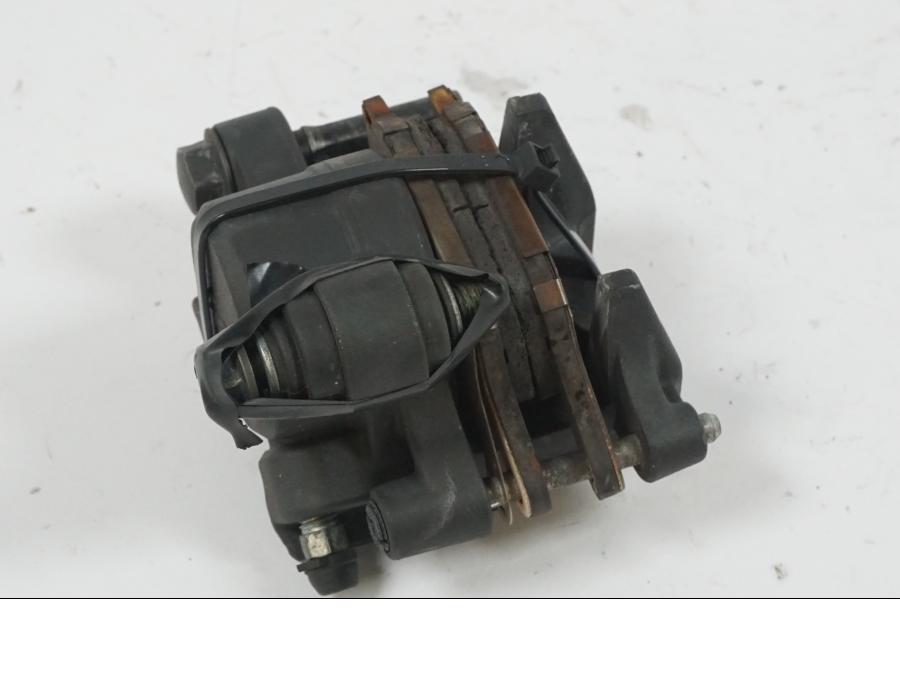 Snett uppifrån på Bromsok från en Yamaha YZF 1000 R1 -2007 motorcykel.