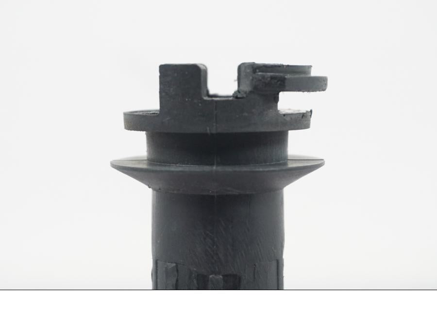 Snett uppifrån på Gasklo från en KTM 690 Duke -2015 motorcykel.