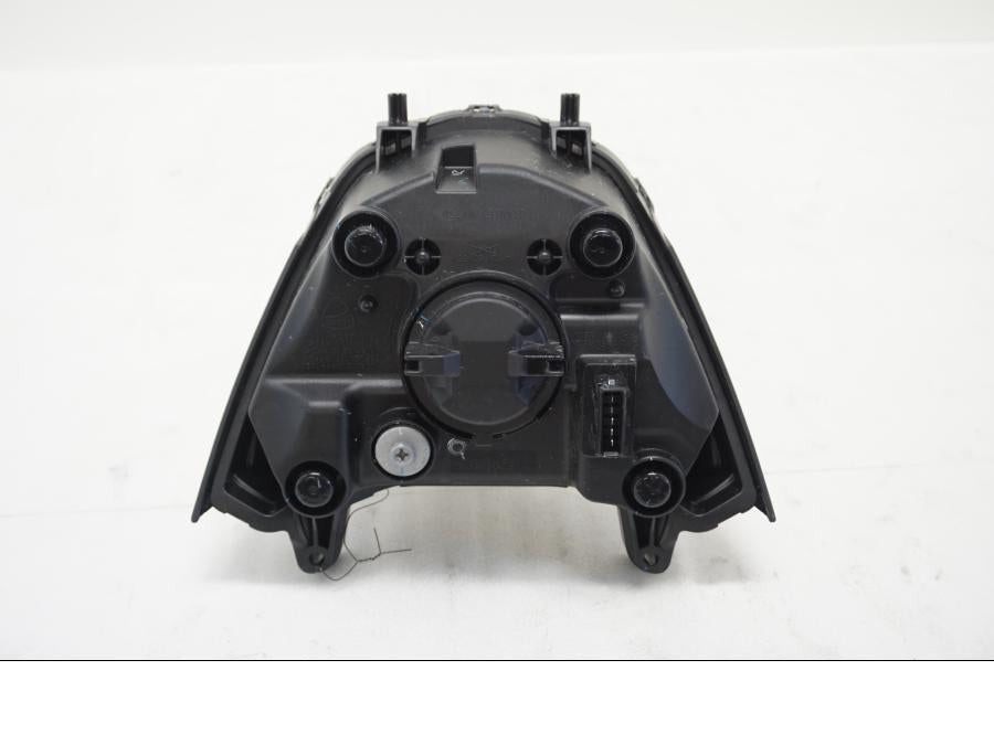 Baksidan pÄ StrÄlkastare frÄn en Ducati Hypermotard -2020 motorcykel.