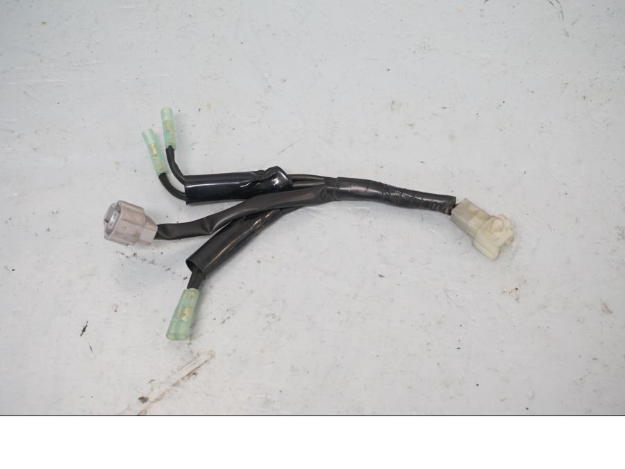 Framsidan på Kablage från en Yamaha XJ 6 -2011 motorcykel.