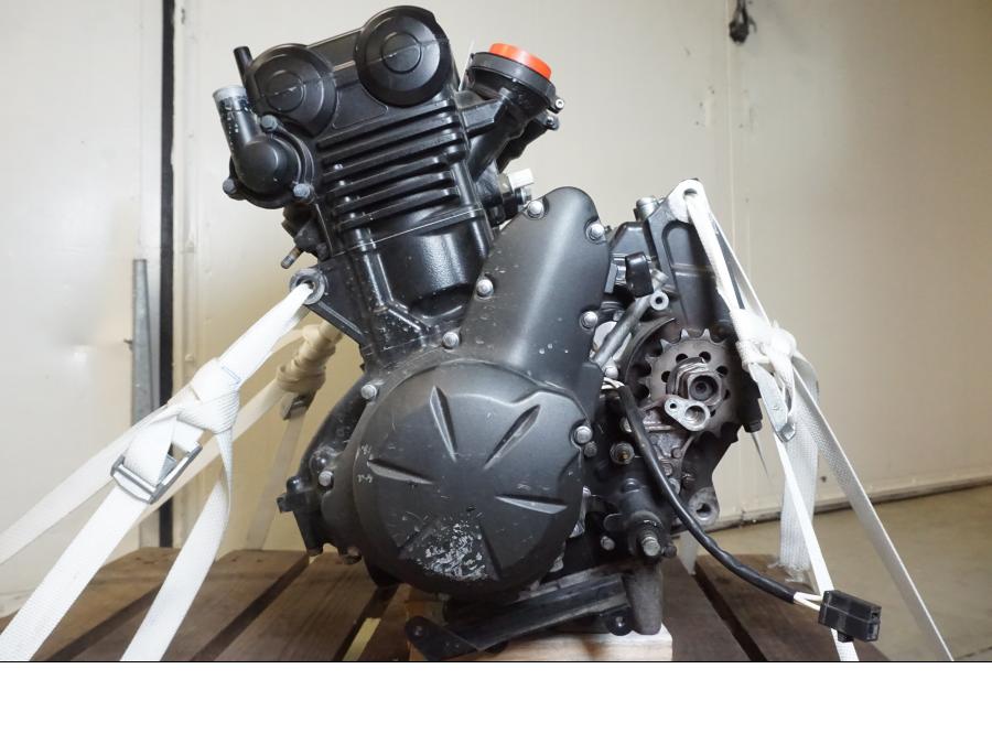 Extrabild5 på Motor från en Kawasaki ER-6N ABS -2010 motorcykel.