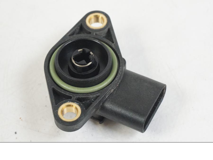 Snett uppifrÄn pÄ VÀxelindikator frÄn en BMW R 1250 GS -2021 motorcykel.