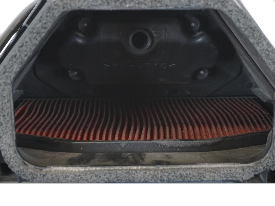 Extrabild6 på Luftburk från en Yamaha YZF 1000 R1 -2009 motorcykel.