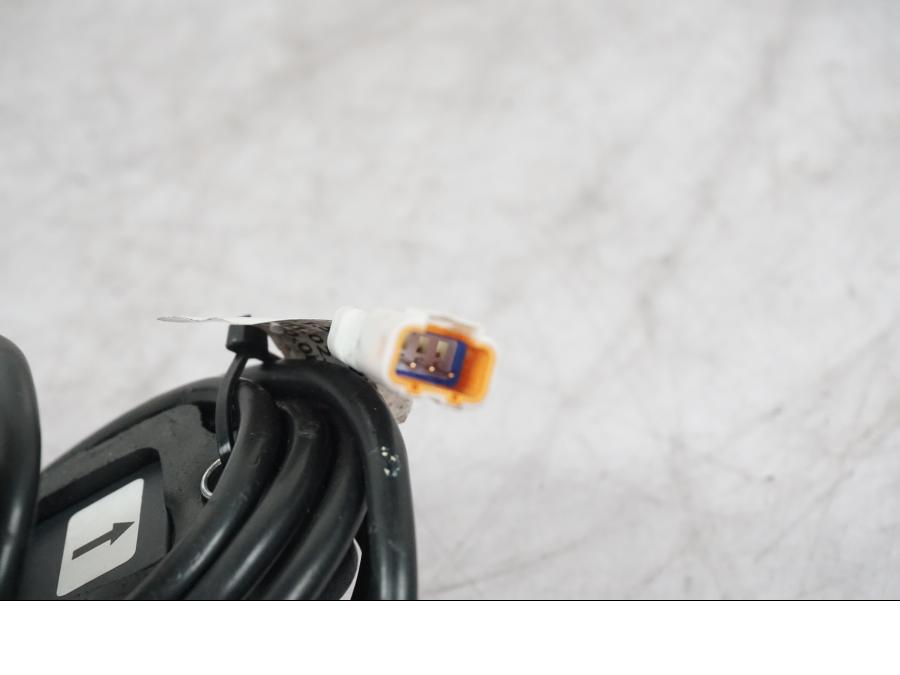 Extrabild5 på Nivåsensor från en Ducati Multistrada V4 -2024 motorcykel.