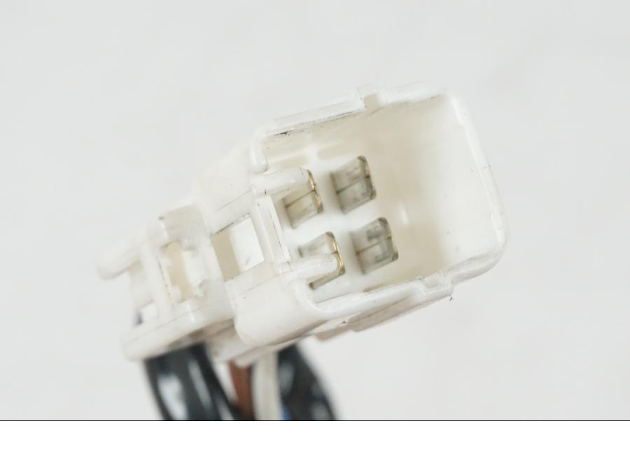 Extrabild6 på <p>Låssats från Kawasaki ER-6N ABS 2014.</p>
<p>1st nyckel, tändningslås, sadellås, tanklock.</p>
<p>(småmärken finns på locket).</p> motorcykel.