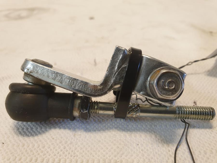 Baksidan på Växelled från en Kawasaki Z 125 -2019 motorcykel.